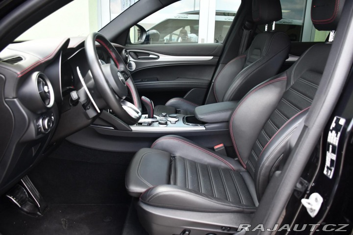 Alfa Romeo Stelvio 2.2 JTDm Competizione Q4 2023