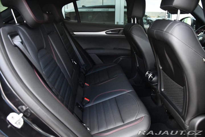 Alfa Romeo Stelvio 2.2 JTDm Competizione Q4 2023