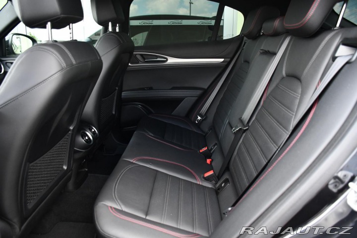 Alfa Romeo Stelvio 2.2 JTDm Competizione Q4 2023