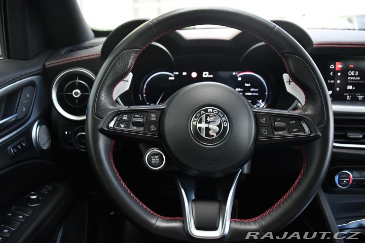 Alfa Romeo Stelvio 2.2 JTDm Competizione Q4 2023