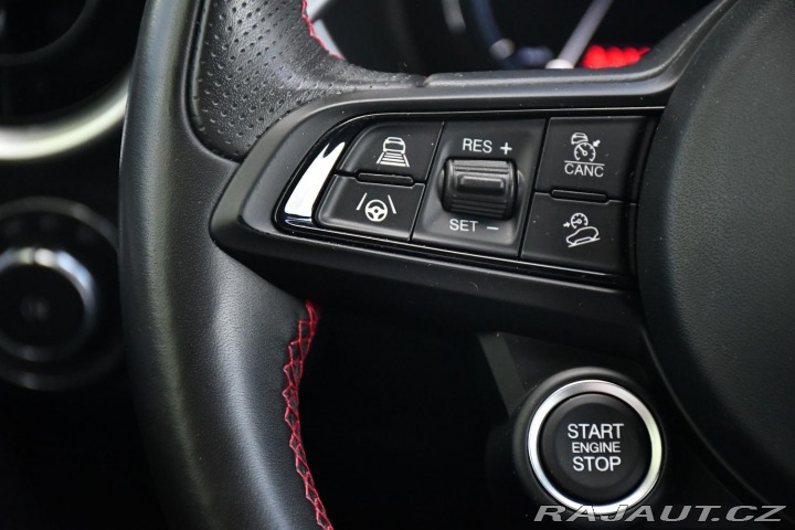 Alfa Romeo Stelvio 2.2 JTDm Competizione Q4 2023