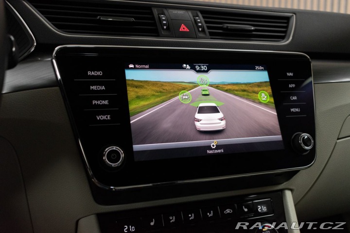 Škoda Superb 2.0 TDI REZERVACE 2021