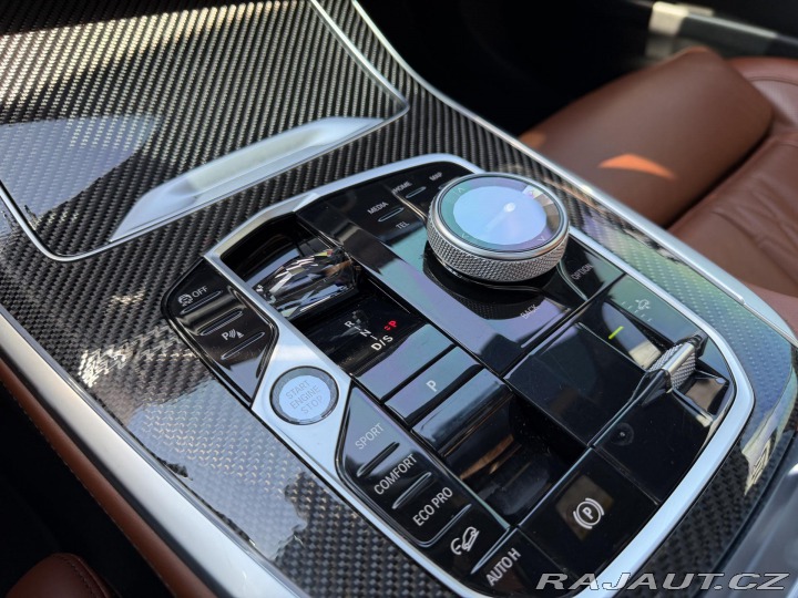 BMW X7 REZERVACE!!! 2024