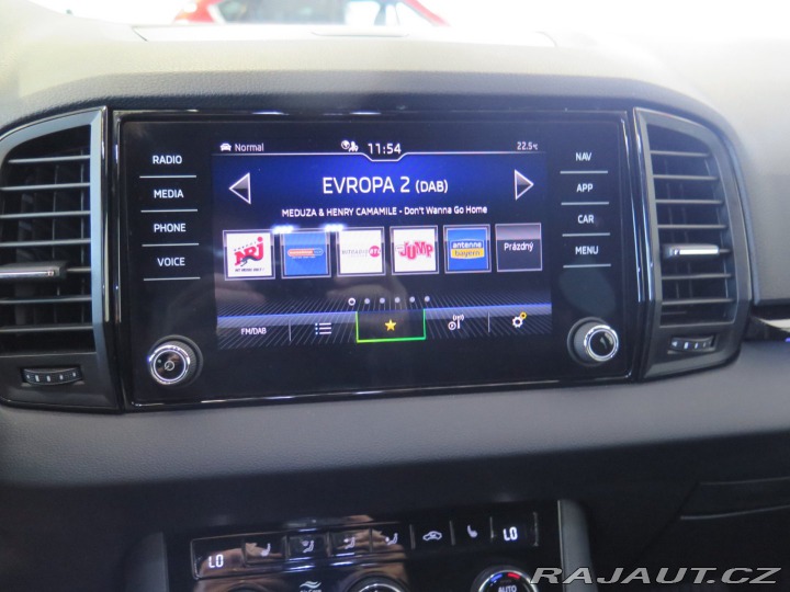 Škoda Karoq 1.5TSI,SPORTLINE,navi,taž 2021