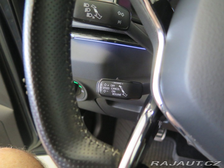 Škoda Karoq 1.5TSI,SPORTLINE,navi,taž 2021