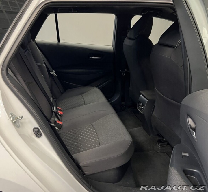 Toyota Corolla 1,8 Hybrid AT Comfort 2025