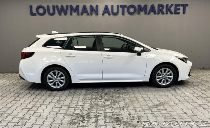 Toyota Corolla 1,8 Hybrid AT Comfort 2025