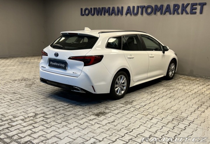 Toyota Corolla 1,8 Hybrid AT Comfort 2025