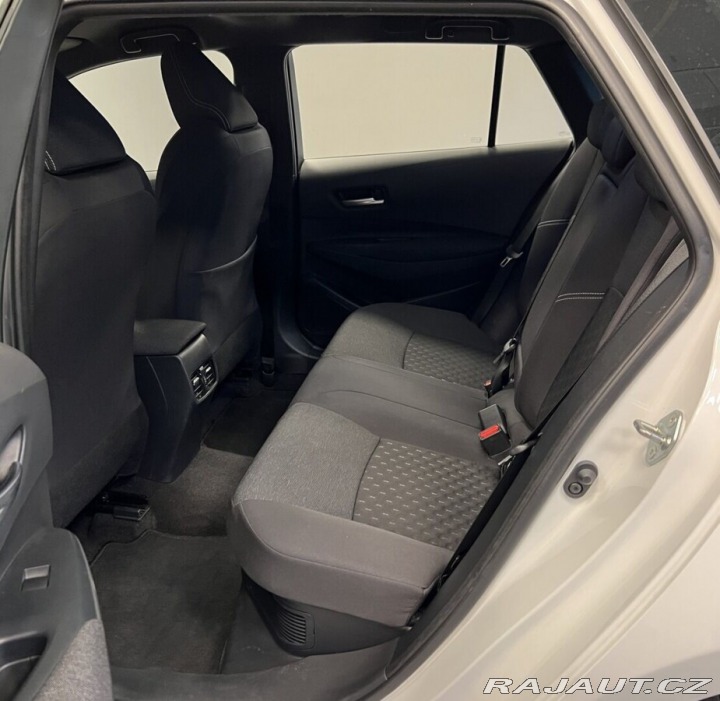 Toyota Corolla 1,8 Hybrid AT Comfort 2025
