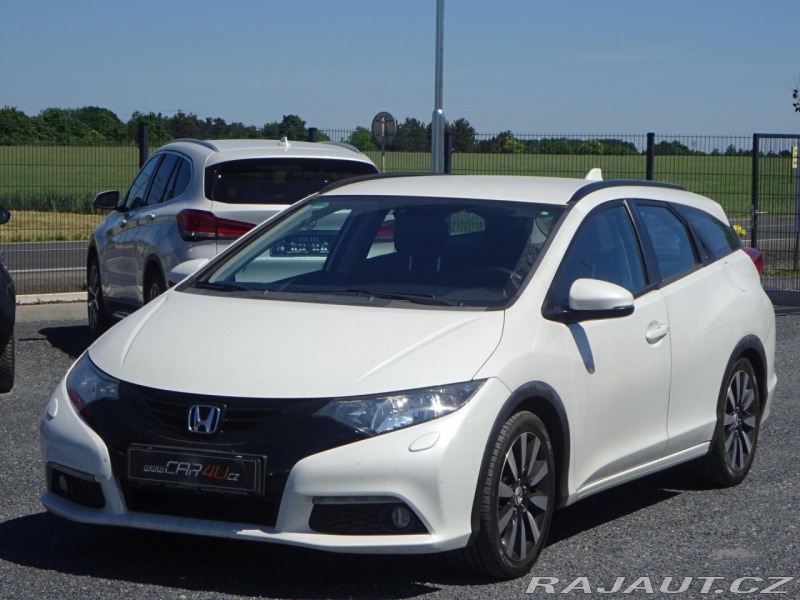 Honda Civic 1.8 i-VTEC 104kW TOURING