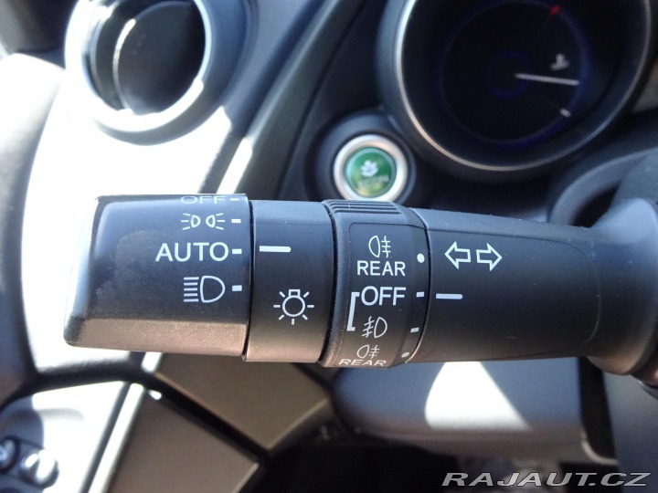Honda Civic 1.8 i-VTEC 104kW TOURING 2014