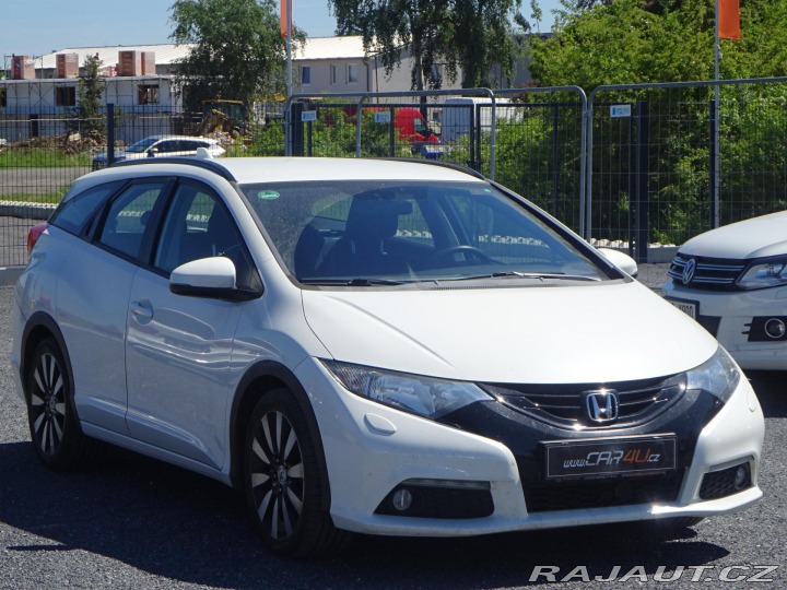 Honda Civic 1.8 i-VTEC 104kW TOURING 2014