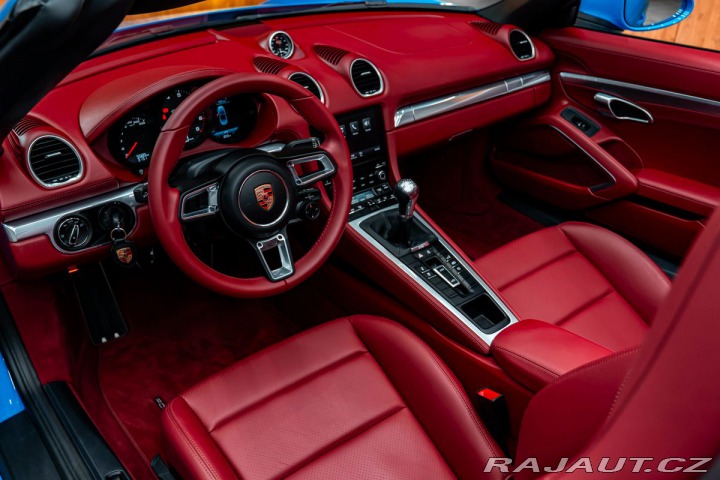 Porsche Boxster 2024