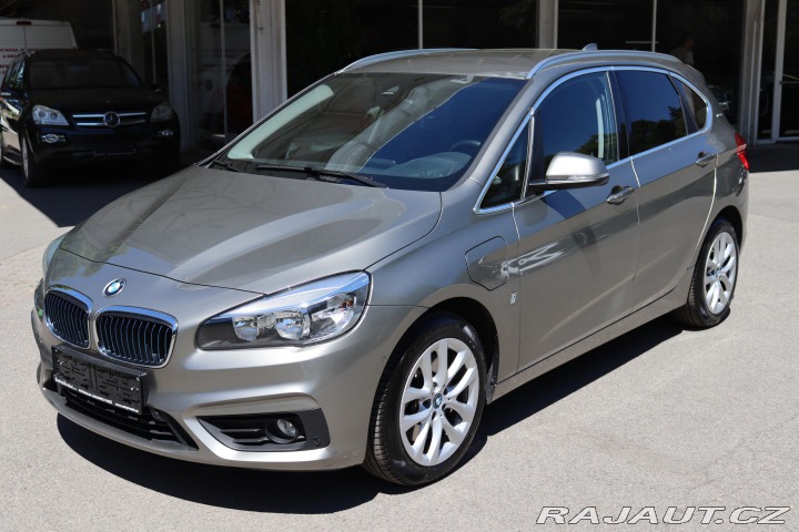 BMW 2 225xe iPERFORMANCE F45 16 2018