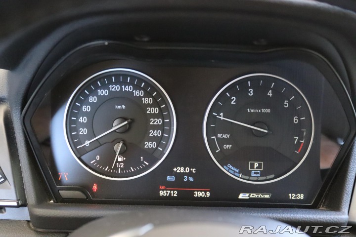 BMW 2 225xe iPERFORMANCE F45 16 2018