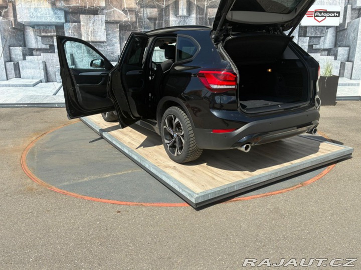 BMW X1 xDrive 25i, 170KW 2019