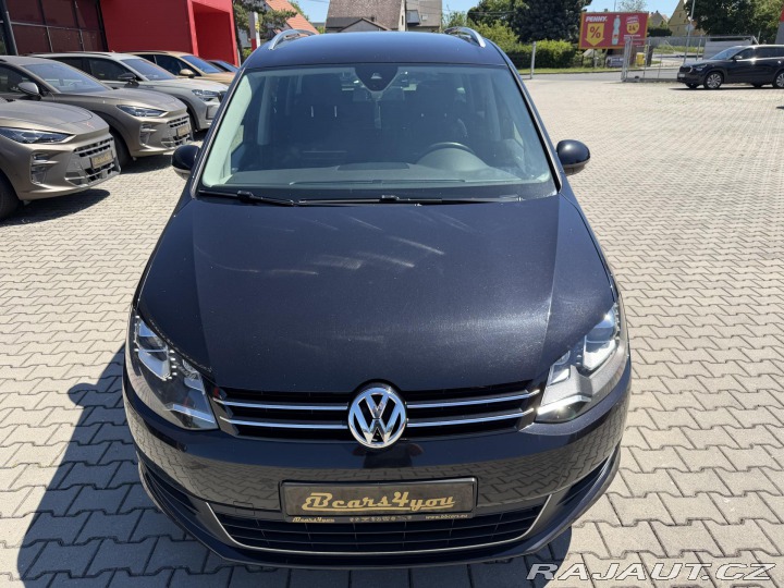 Volkswagen Sharan 2.0TDI 103kW DSG 7M EL. D 2015