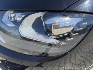 Volkswagen Sharan 2.0TDI 103kW DSG 7M EL. D 2015