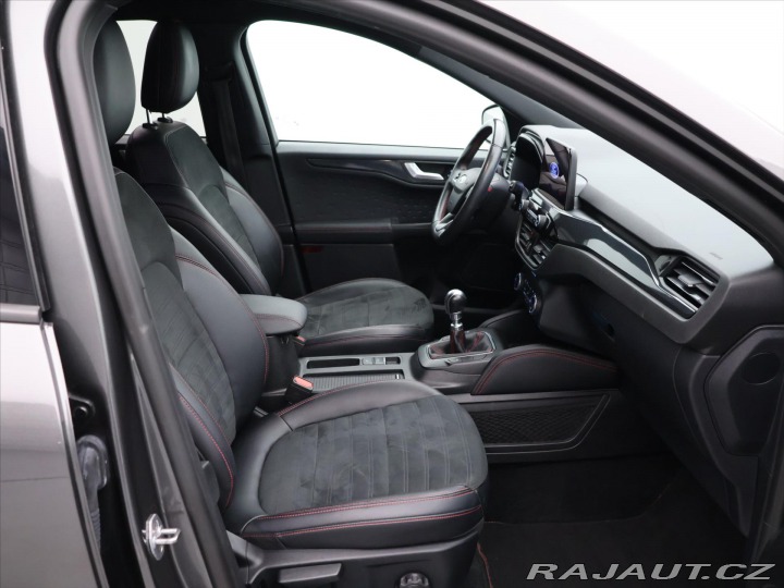 Ford Kuga 1,5 EB 110 kW ST-Line 1.M 2020