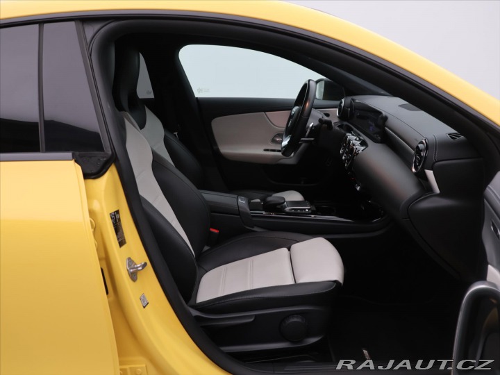 Mercedes-Benz CLA 2,0 250 165kW AMG-paket C 2021