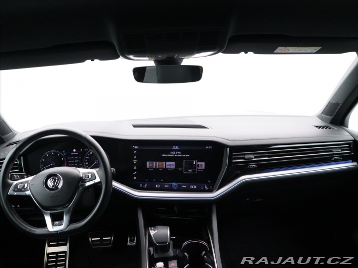 Volkswagen Touareg 3,0 TSI 250 kW 4x4 CZ R-l 2019