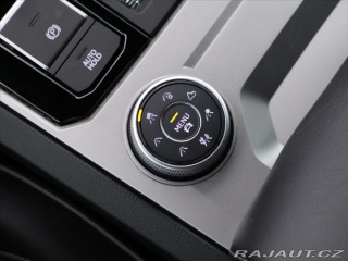 Volkswagen Touareg 3,0 TSI 250 kW 4x4 CZ R-l 2019