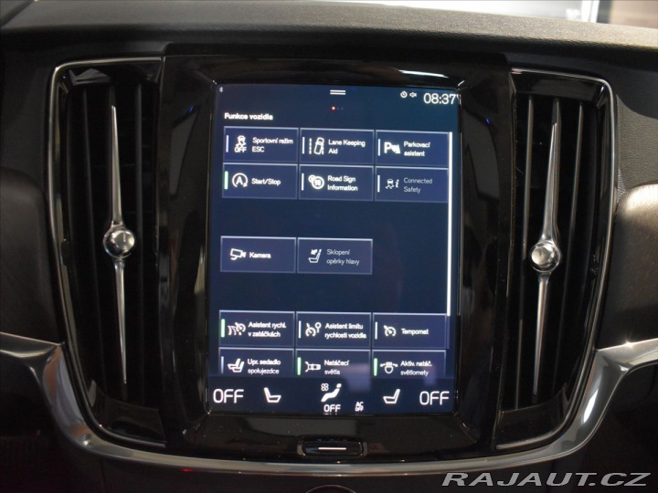 Volvo V90 2,0 CC D5 PRO Bezklíč,Taž 2020