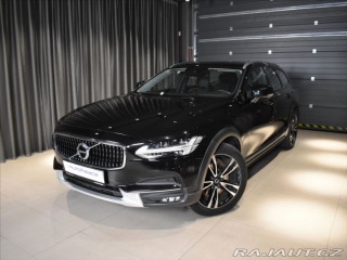Volvo V90 2,0 CC D5 PRO Bezklíč,Taž 2020
