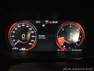 Volvo V90 2,0 CC D5 PRO Bezklíč,Taž 2020