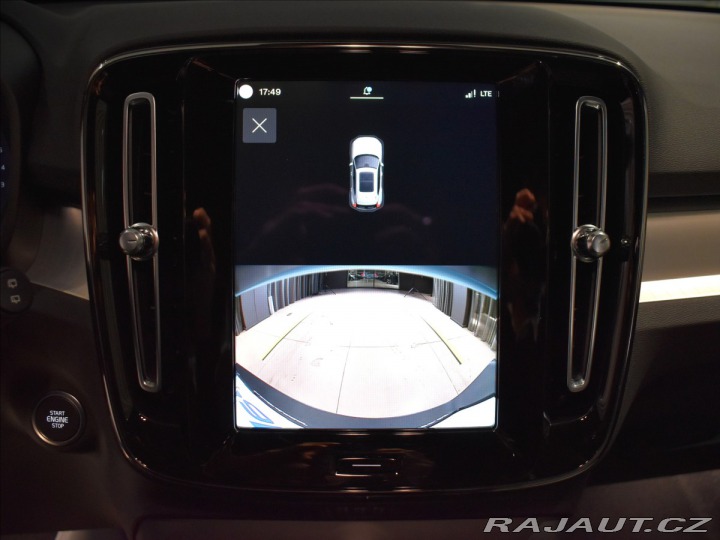 Volvo XC40 2,0 B3  Core 2026