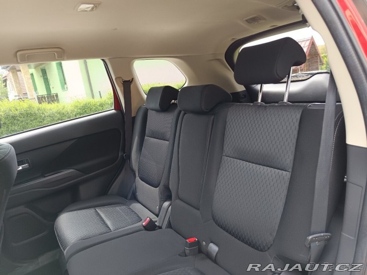 Mitsubishi Outlander 2,3   Di-D 110kw 9/2014 - 2014