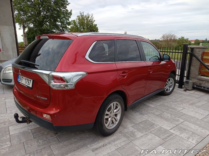 Mitsubishi Outlander 2,3   Di-D 110kw 9/2014 - 2014