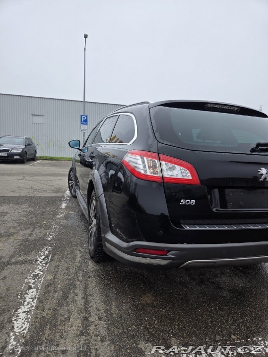 Peugeot 508 2,0 rxh-4x4-hybrid 2012