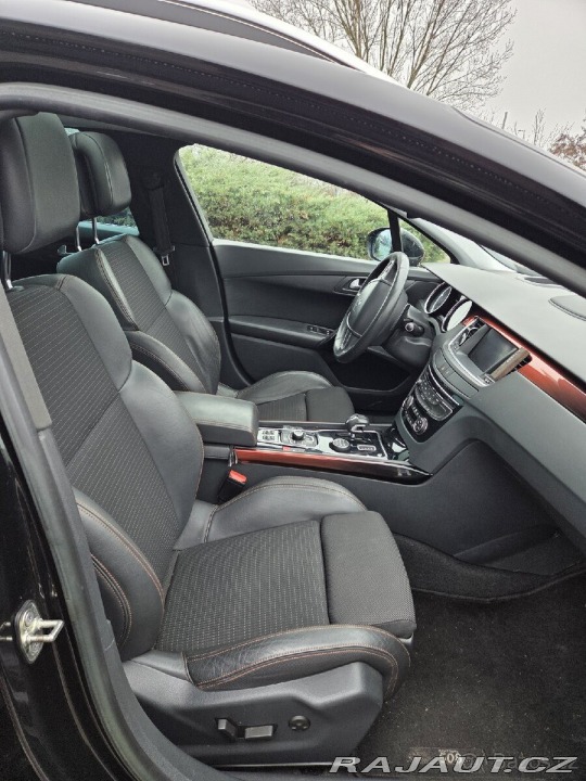 Peugeot 508 2,0 rxh-4x4-hybrid 2012
