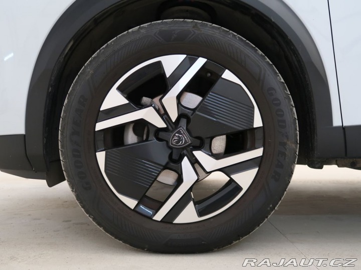 Peugeot 2008 1.2PureTech,96kW,ALLURE,A 2025