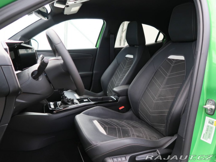 Opel Mokka 1.2TURBO,100kW,ULTIMATE,M 2024