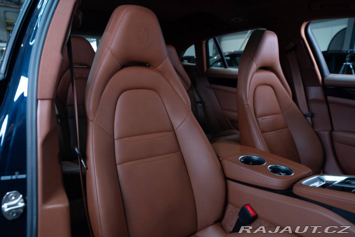 Porsche Ostatní modely Panamera Sport Turismo 4 E-Hybrid 4x4 2019