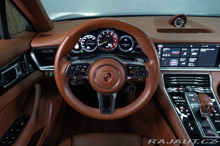Porsche Ostatní modely Panamera Sport Turismo 4 E-Hybrid 4x4 2019