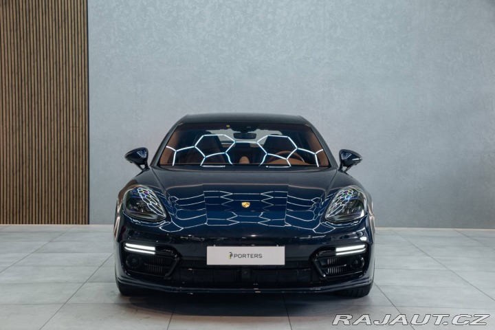 Porsche Ostatní modely Panamera Sport Turismo  4 E-Hybrid 4x4 2019