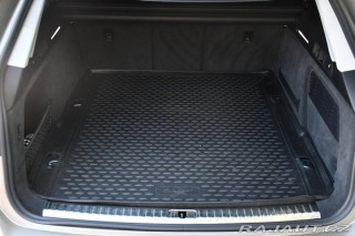 Audi S6 1800