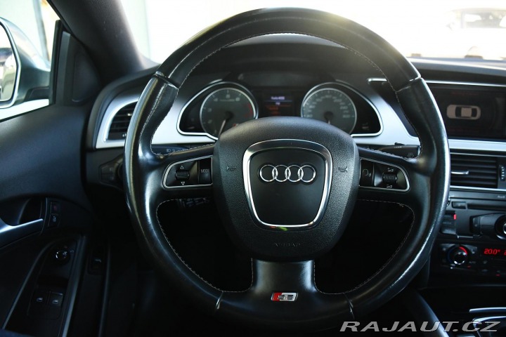 Audi S5 4.2FSI V8 MANUÁL QUATTRO 2009