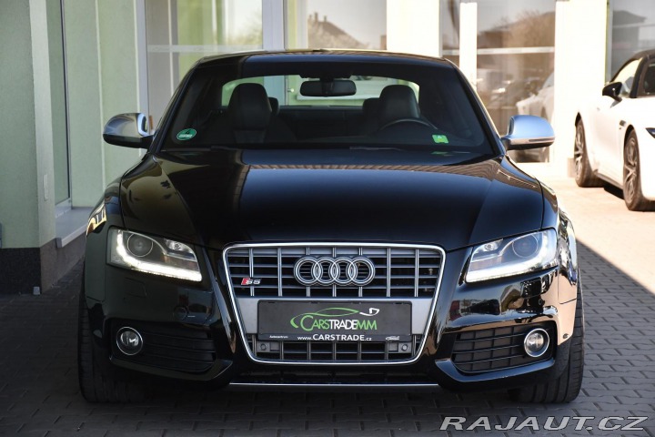 Audi S5 4.2FSI V8 MANUÁL QUATTRO 2009
