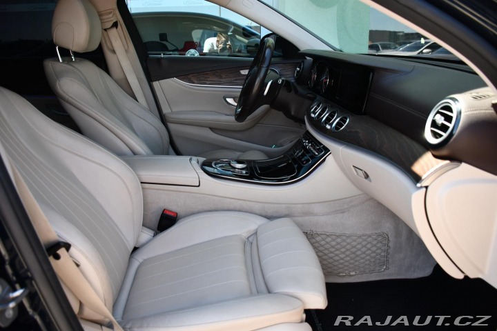 Mercedes-Benz E 350d 2016