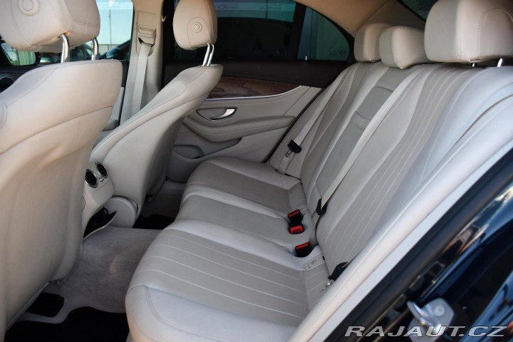 Mercedes-Benz E 350d 2016