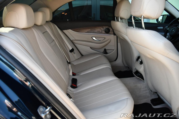 Mercedes-Benz E 350d 2016
