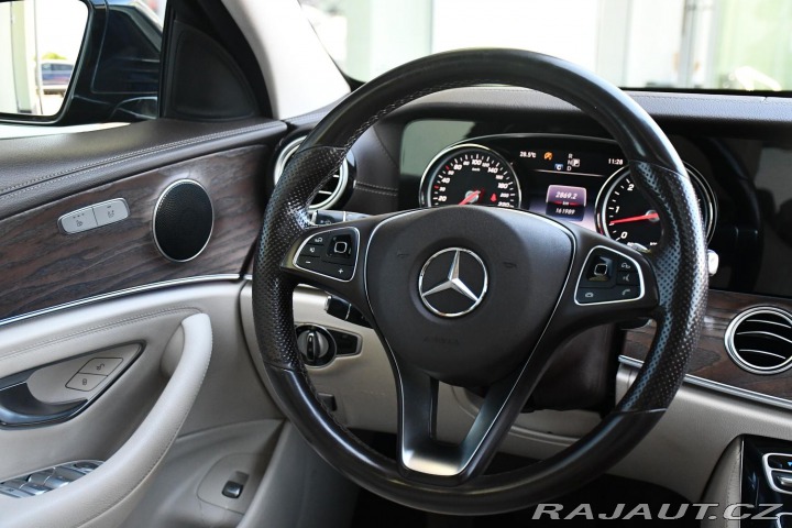 Mercedes-Benz E 350d 2016