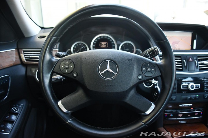 Mercedes-Benz E 250 CDI 4MATIC 2011