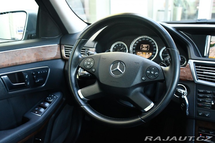 Mercedes-Benz E 250 CDI 4MATIC 2011
