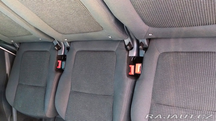 Peugeot 5008  2015