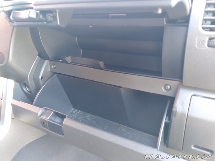 Nissan Navara D40 2.5 dCi 4x4 MANUÁL AC 2012